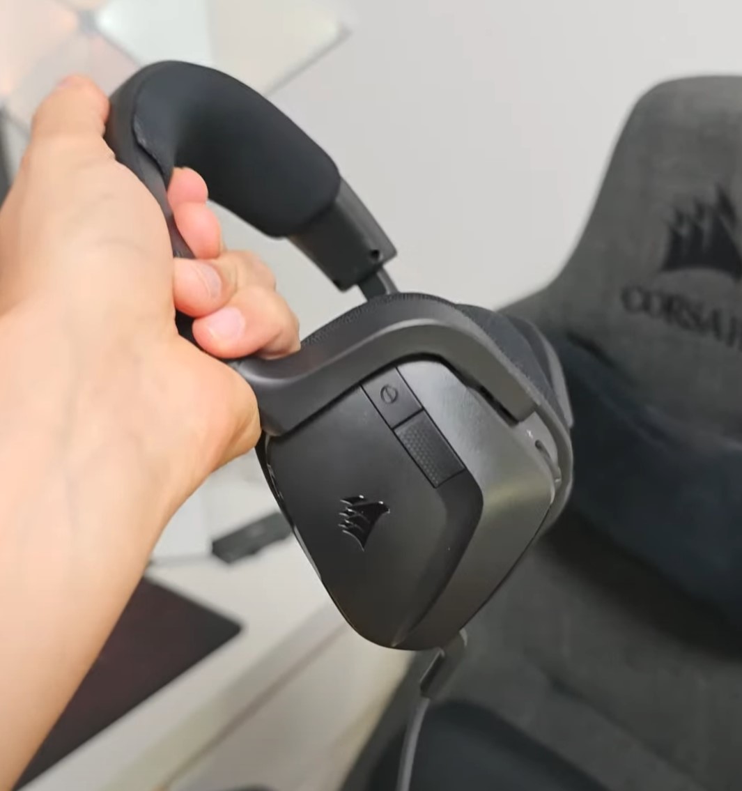 חודש עם ה-VOID Wireless v2 – אוזניות גיימינג עם מיקרופון מעולה!