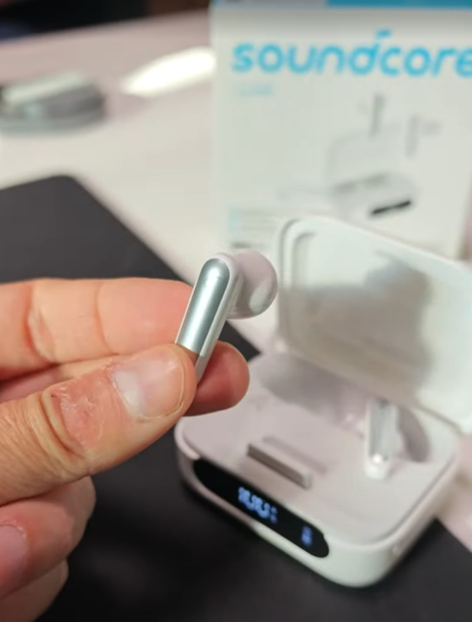 soundcore P41i: אוזניות TWS עם קייס שמחליף מטען נייד